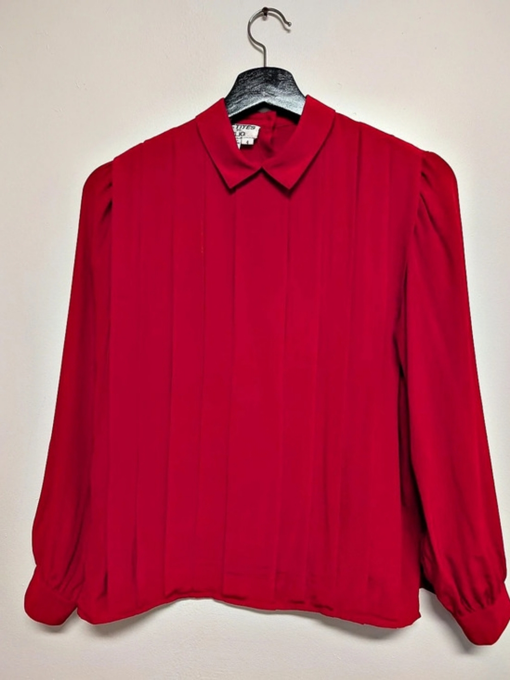 Vintage 100% Silk Red Collared Blouse Like New Petit 4 P4